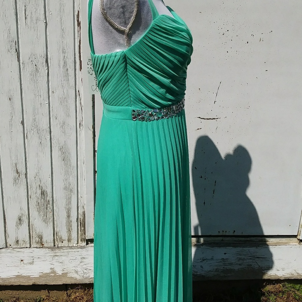 Speechless Juniors Size 9 Full Length Evening/Prom Gown New - Picture 3 of 8